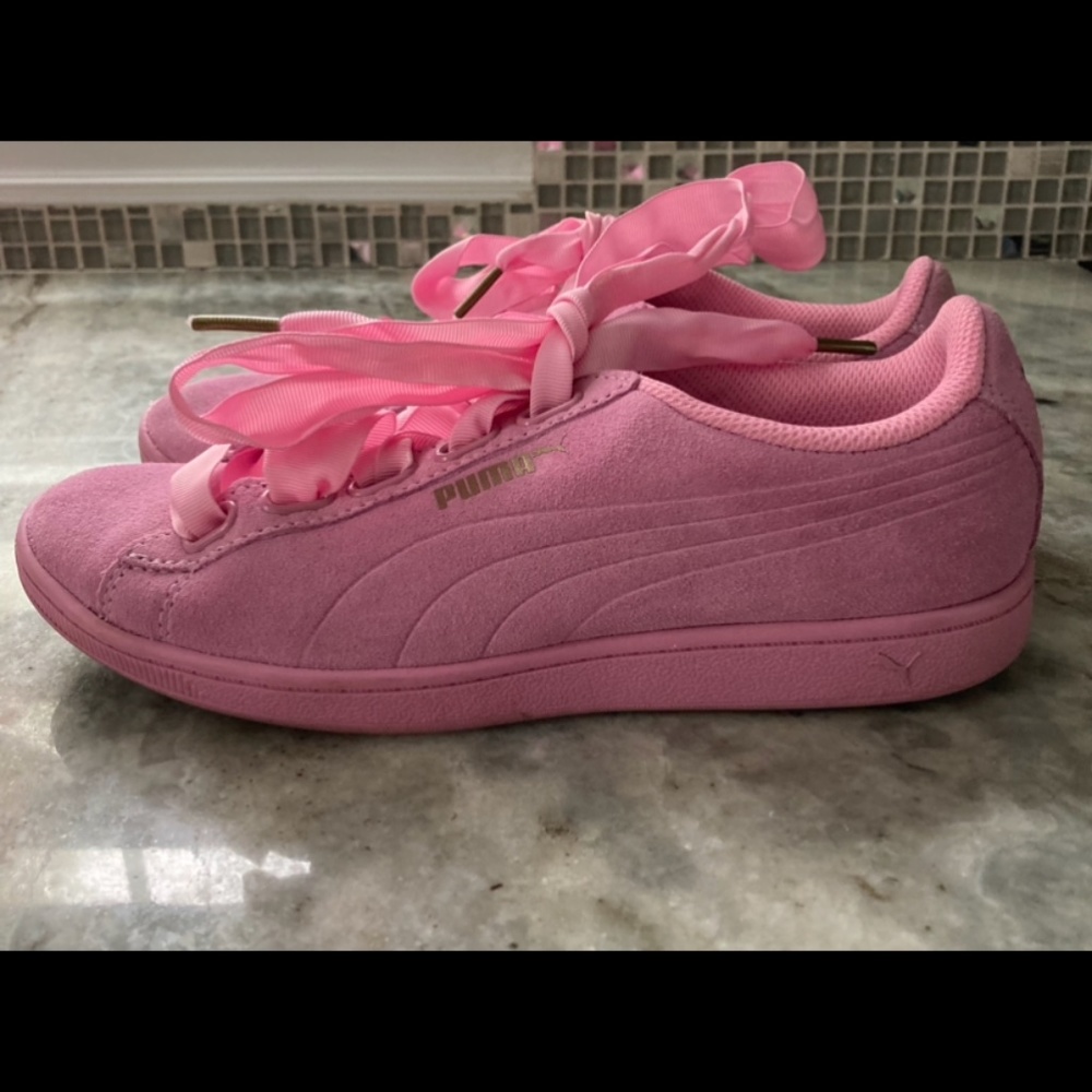 Puma Ribbon Sneakers